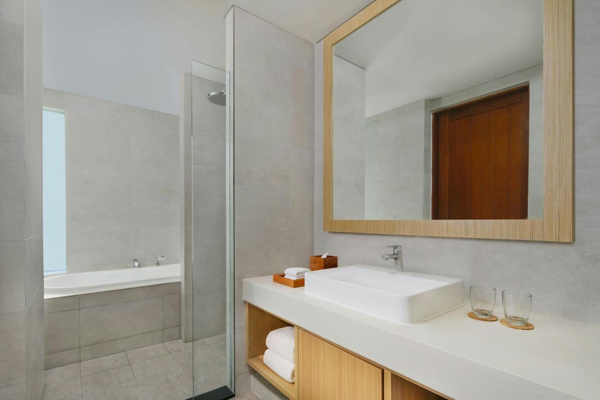 Element Bali 5*